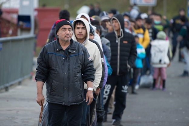 Nie ustają ataki na azylantów i podpalenia ośrodków w Niemczech