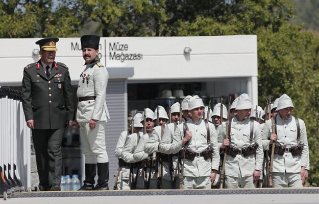 Nastolatka przyznała się do zarzutów dotyczących terroryzmu