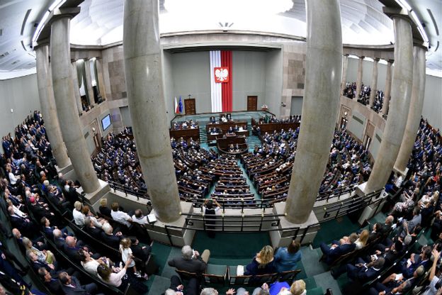 Jak wyglądałaby scena polityczna bez lewicy?