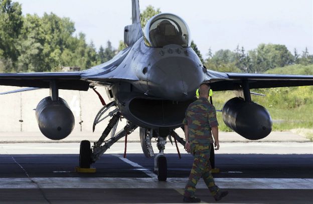 Turcja zgodziła się, by siły USA atakowały IS z bazy w Incirlik