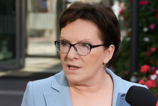 Premier Kopacz po szczycie UE: Polska włączy się w pomoc finansową dla uchodźców