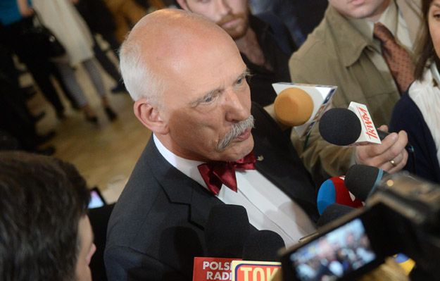 Korwin-Mikke: nie wolno teraz głosować na PiS