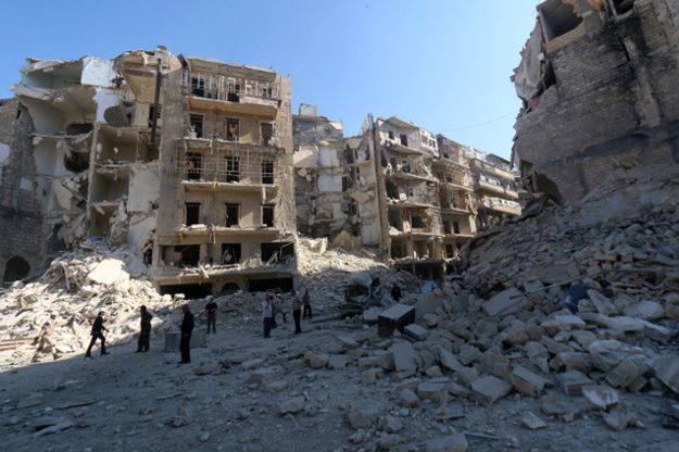 Punkt zwrotny wojny w Syrii. Zmasowane naloty Rosjan przyniosły skutek. Katastrofa humanitarna na horyzoncie