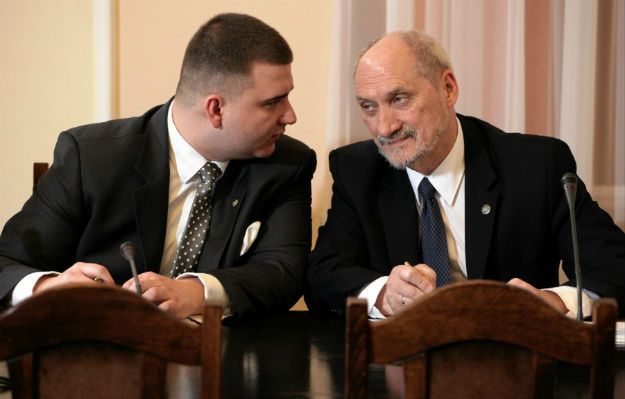 Magdalena Środa skomentowała relacje Macierewicz - Misiewicz. Durczok: to ordynarne