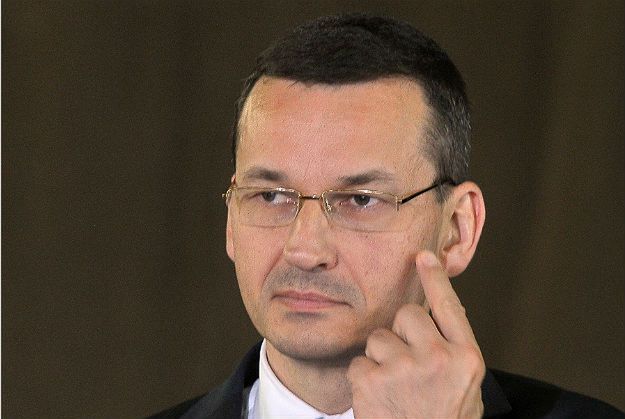 Morawiecki słowami ws. 500+ naraził się na krytykę wewnątrz PiS. "Premier jest wściekła"