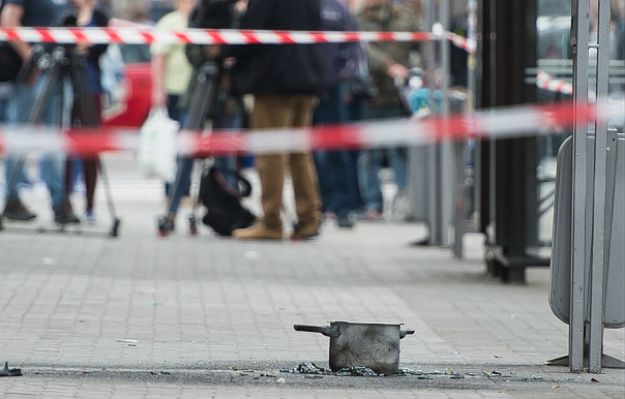 Eksplozja na przystanku we Wrocławiu. Premier Beata Szydło podziękowała kierowcy, który wyniósł ładunek wybuchowy z autobusu