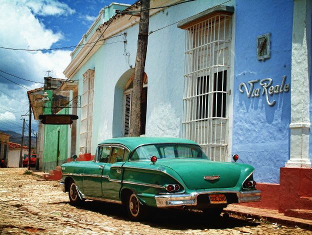 Szef brytyjskiej dyplomacji złożył pierwszą od 1959 r. wizytę na Kubie