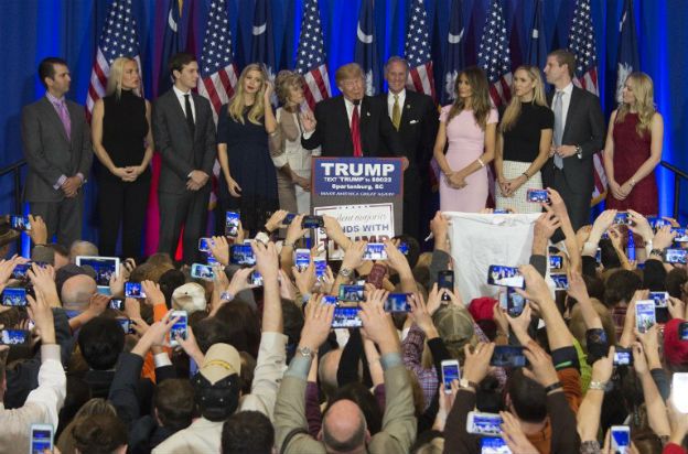 Donald Trump - ulubieniec tłumów, antykandydat partyjnych elit. Wojna domowa w Partii Republikańskiej