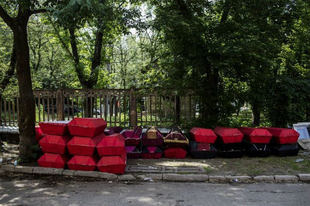 Trupi biznes w Rosji. Na Kaukazie i pograniczu z Ukrainą kwitnie handel zwłokami