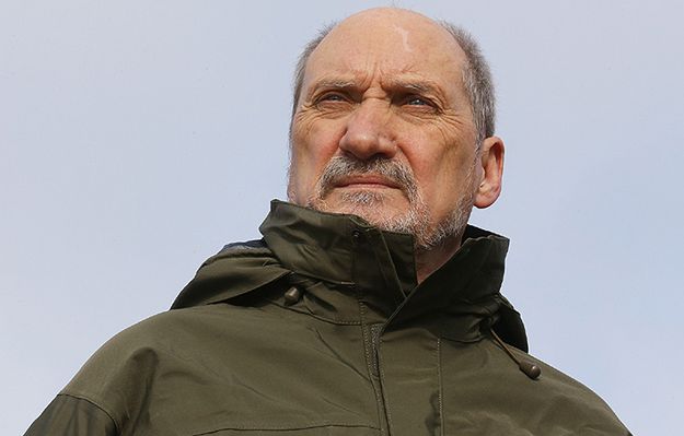 Paweł Lisicki: Macierewicz w roli szpiega