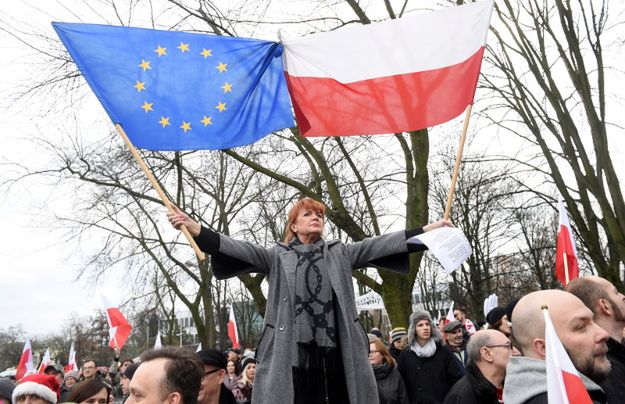 Manifestacja KOD w Warszawie. Ile osób wzięło w niej udział?