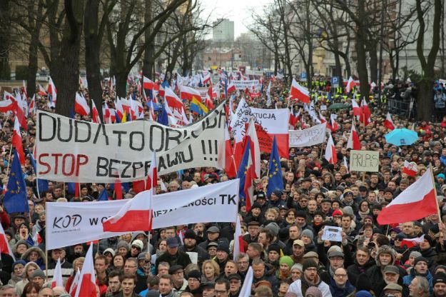 Publicysta "wSieci" do rządzących: trzeba wyciągnąć nauki z feralnej soboty