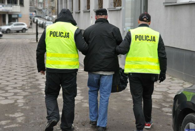 Gietrzwałd: policjanci zatrzymali pedofila. Ukrywał się przez 17 lat