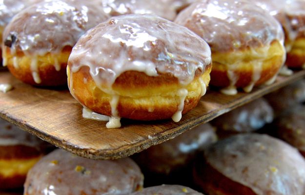 Policja w piekarni. Zamiast mąki na pączki - amfetamina