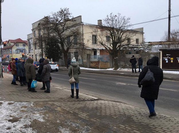 Ciężko w to uwierzyć, ale "bazarek niewolników" wciąż istnieje. I ma się dobrze