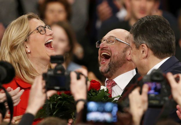 Lewicowy populista zagraża Merkel. Kaczyński ma kolejny problem