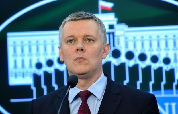 Bartłomiej Misiewicz wzywa generałów "na dywanik"? Tomasz Siemoniak odsłania kulisy MON