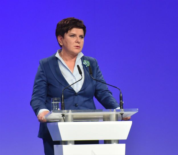 Pierwszy rok rządu Beaty Szydło pod znakiem programów socjalnych