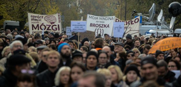 "Czarny protest" przed siedzibami instytucji UE w Brukseli