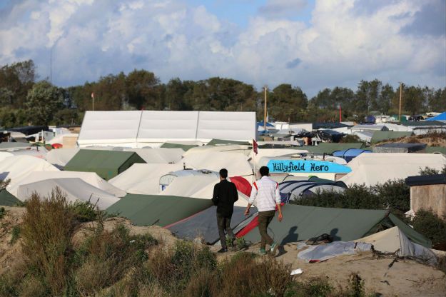 Tłumaczka zgwałcona w obozie w Calais. Pomagała przygotować materiał o nieletnich uchodźcach