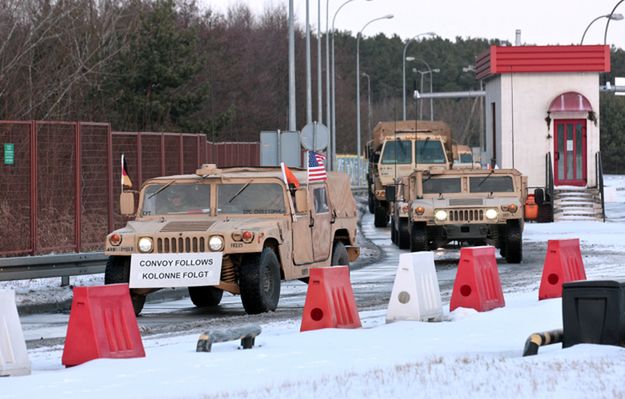 NATO odpowiada Rosji. "To proporcjonalne działania"