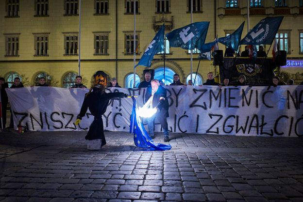 Robert Winnicki bagatelizuje palenie kukły Żyda na manifestacji we Wrocławiu
