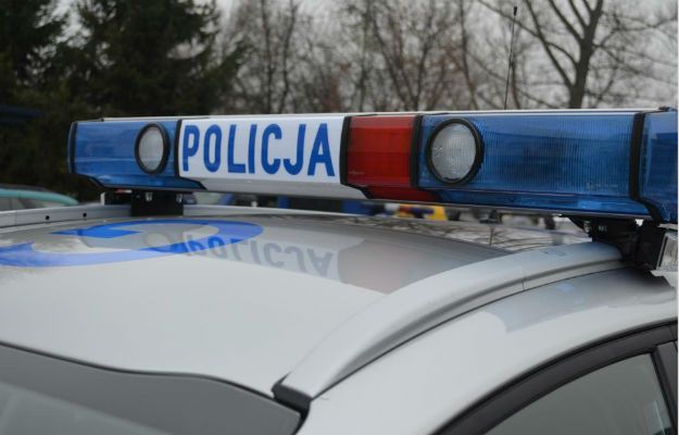 Dolny Śląsk: zdecydowana akcja policji uchroniła przed śmiercią 18-latkę