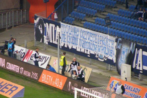 Jaśkowiak sugeruje, że źródłem rasistowskich ataków w Poznaniu mogą być hasła na stadionie