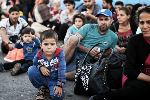 Przyjmiemy uchodźców pod swój dach? Liczba Polaków chętnych pomóc rośnie