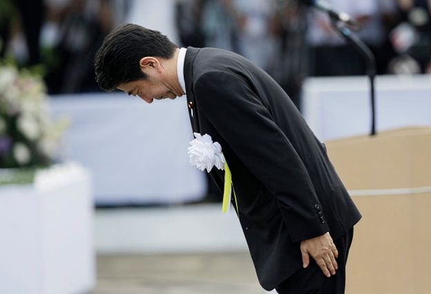 Media: Shinzo Abe użyje słowa "przeprosiny" w oświadczeniu 15 sierpnia