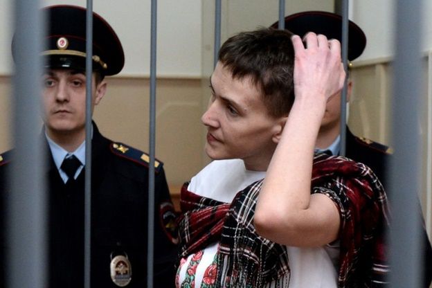 Nadia Sawczenko przewieziona do aresztu w Nowoczerkasku