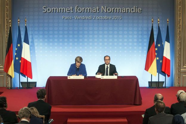 Francois Hollande: od soboty z Donbasu będzie wycofywana broń lekka