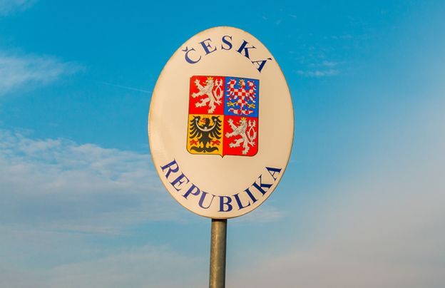 Republika Czeska ma za granicą używać nazwy Czesko