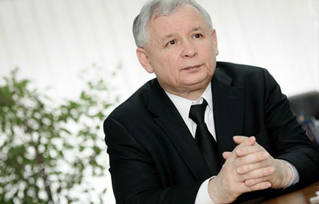 Jarosław Kaczyński: procedura wszczęta przez KE - pozatraktatowa