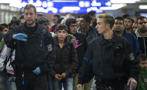 Szef MSW Włoch: Niemcy zgodziły się przyjąć setki uchodźców