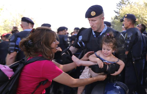 Sytuacja na chorwackiej granicy coraz gorsza. Premier: będziemy dalej wysyłać imigrantów na Węgry
