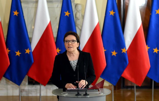 Kopacz powołała nowych ministrów. "To ekipa grabarzy, która pochowa PO"