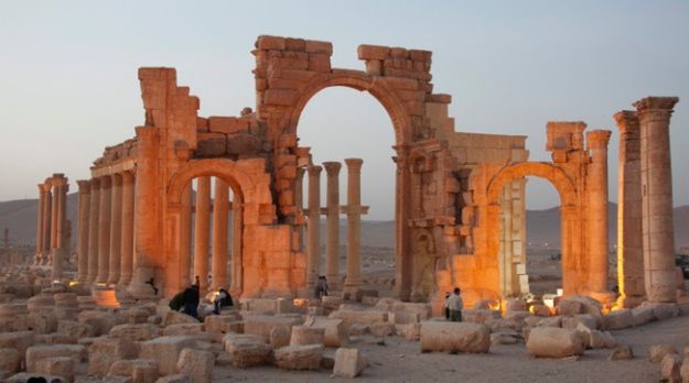Syryjskie Obserwatorium: Państwo Islamskie zajęło część Palmiry