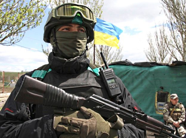 "Financial Times": Rosja demonstruje siłę, by zmusić Ukrainę do ustępstw w sprawie Donbasu