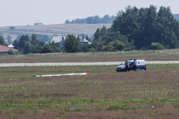 Legnica: sekcja zwłok wyjaśniła przyczyny śmierci litewskiego motoparalotniarza