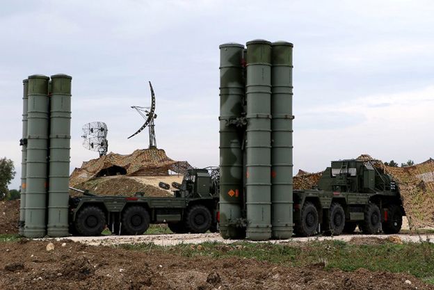 Media: Rosja rozmieściła na Krymie systemy rakietowe S-400