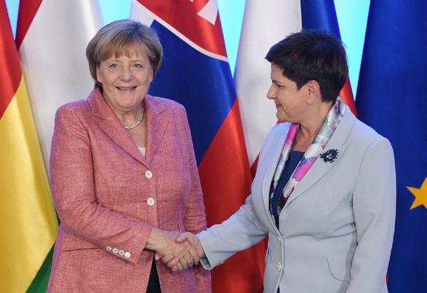 Premier Angela Merkel podróżuje po Europie. Tematem rozmów jest sytuacja UE
