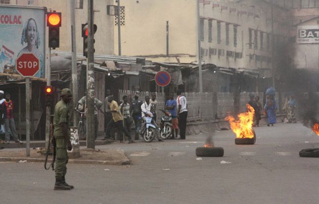 Mali: po ataku islamistów rząd wprowadza stan wyjątkowy