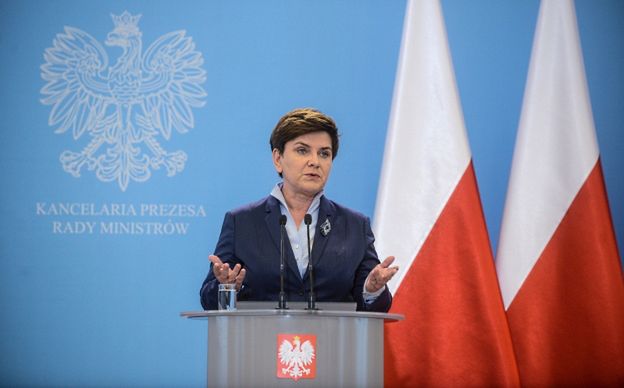 CBOS: w czerwcu poprawa notowań rządu premier Szydło