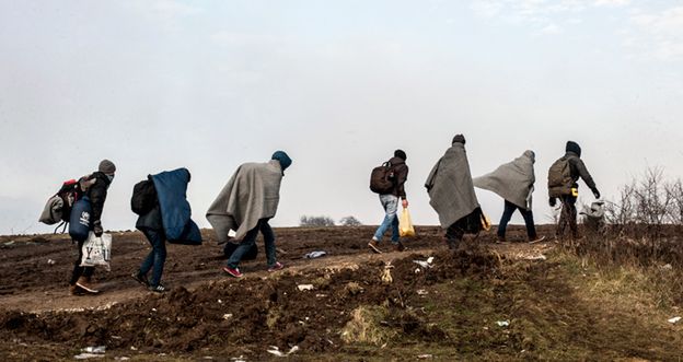 Komisja Europejska przyznaje: system relokacji uchodźców nie działa