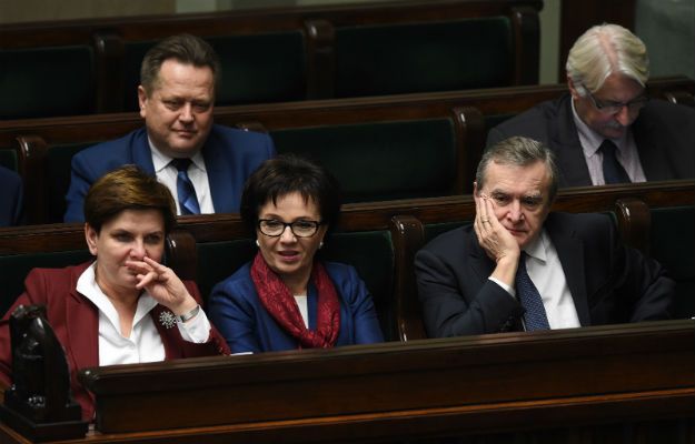 Kolejna długa noc w Sejmie. Jakie ważne ustawy i zmiany przeprowadzono?