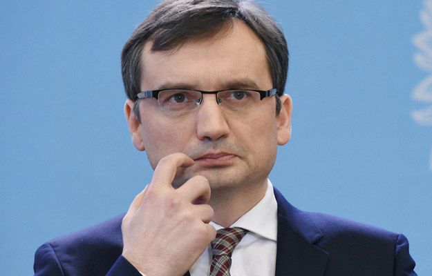 Ziobro zapowiada kary za określenia "polskie obozy"
