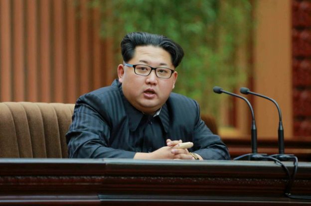 Kim Dzong Un: prace nad pociskiem międzykontynentalnym dobiegają końca