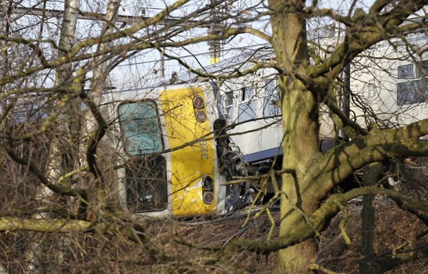 Pociąg wykoleił się pod Brukselą. Są ofiary