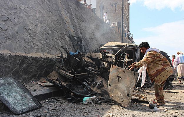 Samobójczy zamach bombowy w Jemenie. Są zabici i ranni